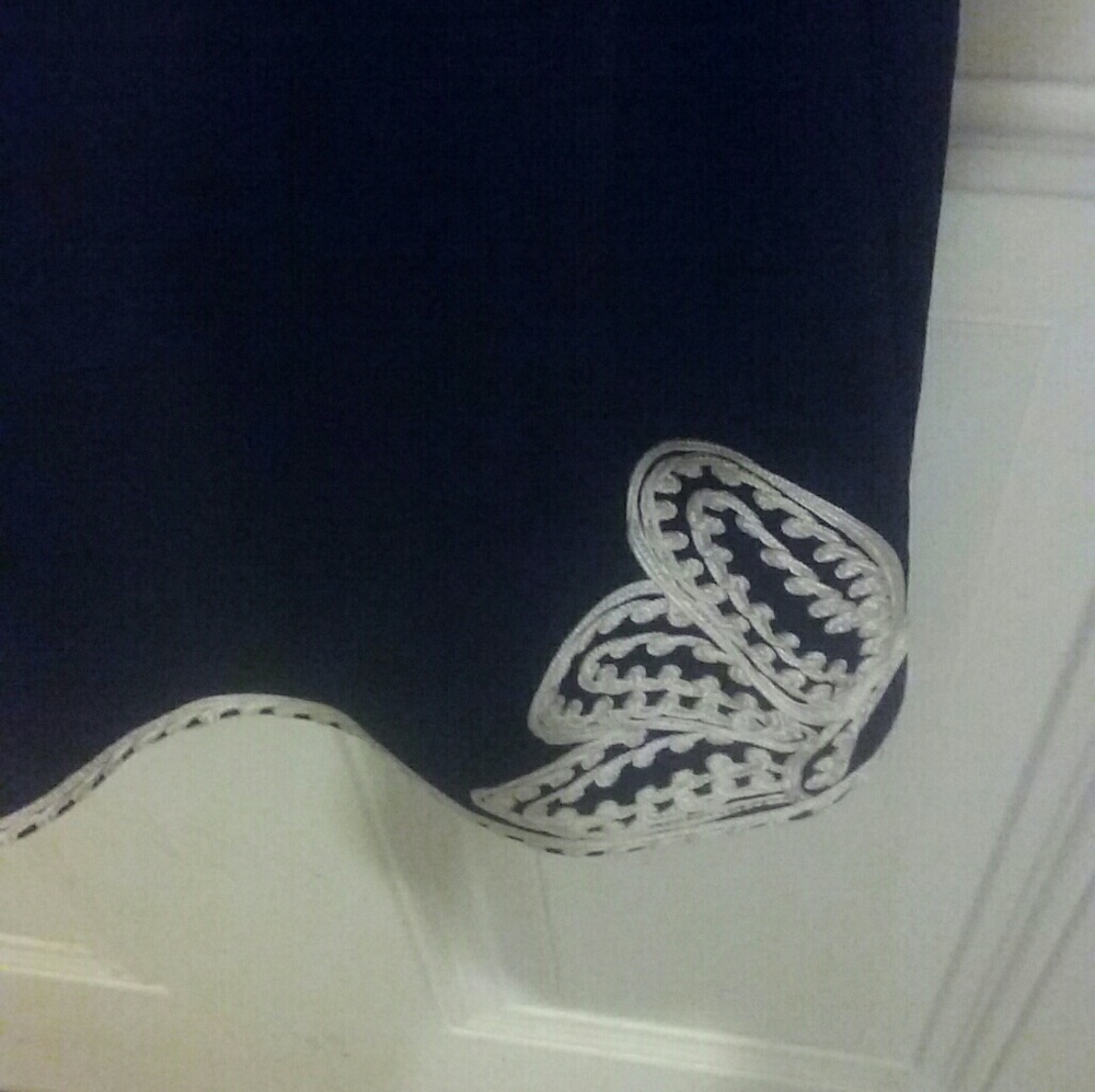 Dress - Picture 5 of 5